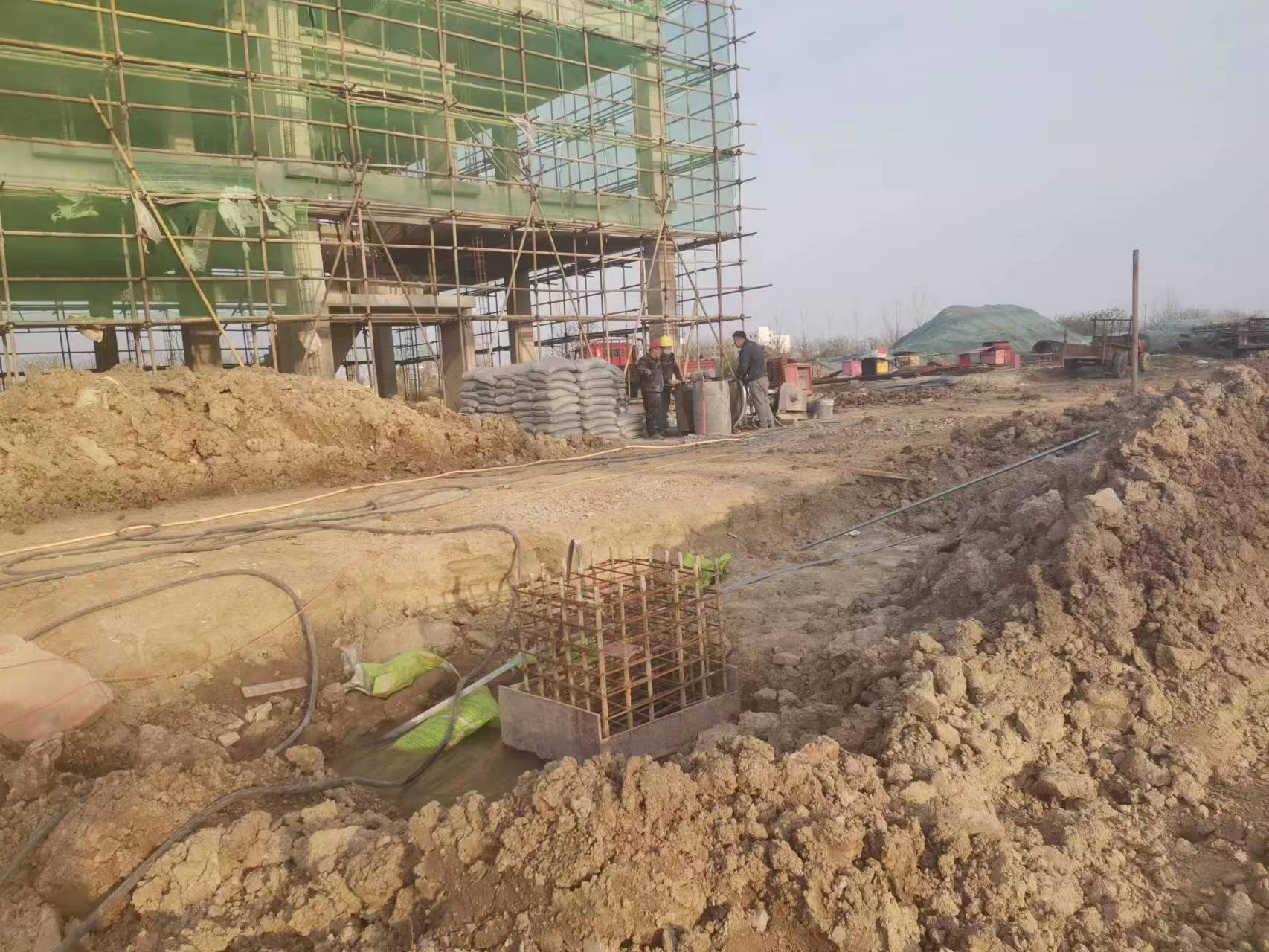 澄海当桥梁出现裂缝的时候应该及时加固修补